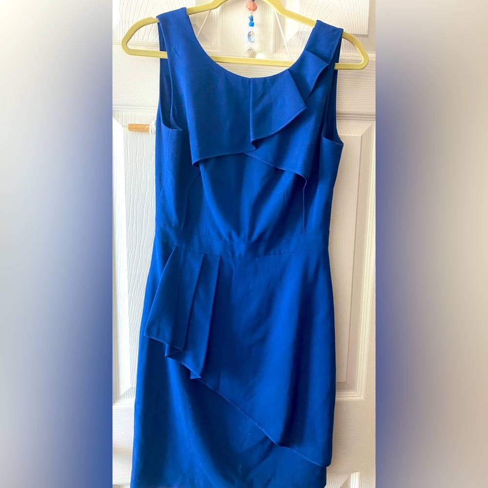 Lovely BCBGMaxAzria dress. Size 8.